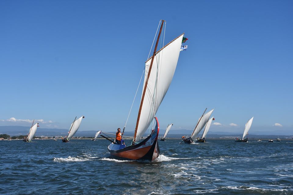 O "CONQUISTADOR" CONQUISTOU A REGATA DE MOLICEIROS DA FESTA DO EMIGRANTE