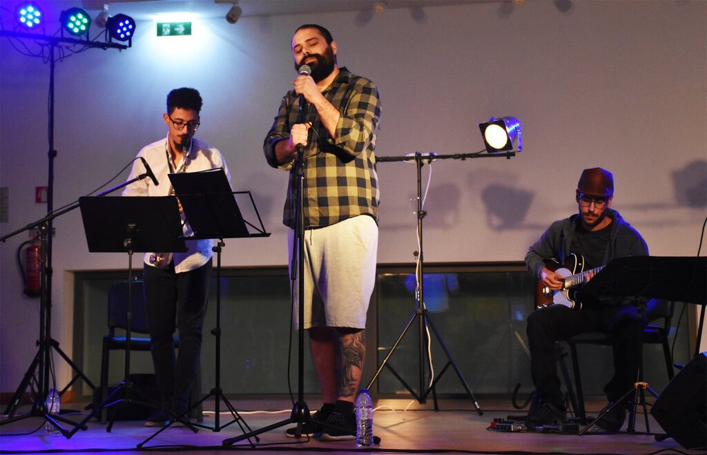  "AO VIVO DA RUA" APRESENTOU-SE NAS QUINTAS DAS ARTES