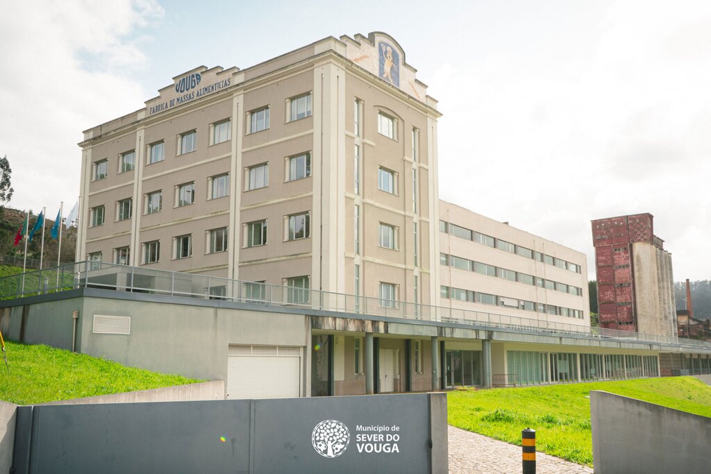 Apoios ao comércio e às empresas definidos em 2020 vão-se prolongar em 2021