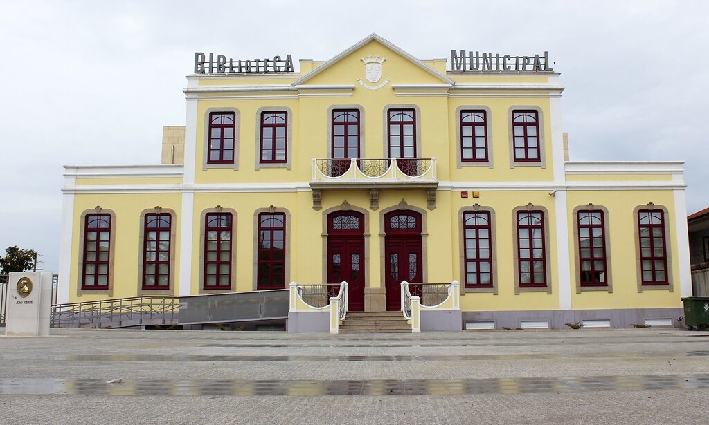  BIBLIOTECA MUNICIPAL JOÃO GRAVE NORMAS DE FUNCIONAMENTO EXCECIONAIS E TEMPORÁRIAS