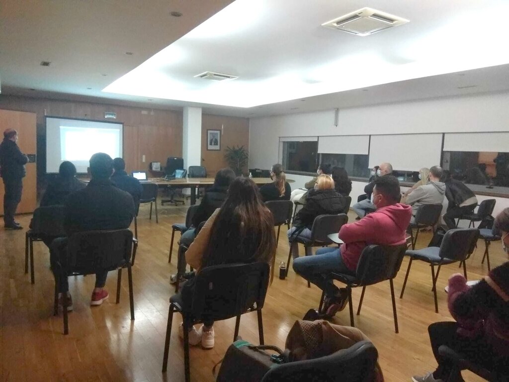 Autarquia promove curso de português para migrantes