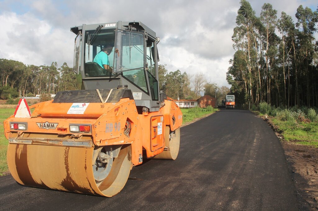 PAVIMENTAÇÃO DA RUA DA MATA NO BUNHEIRO