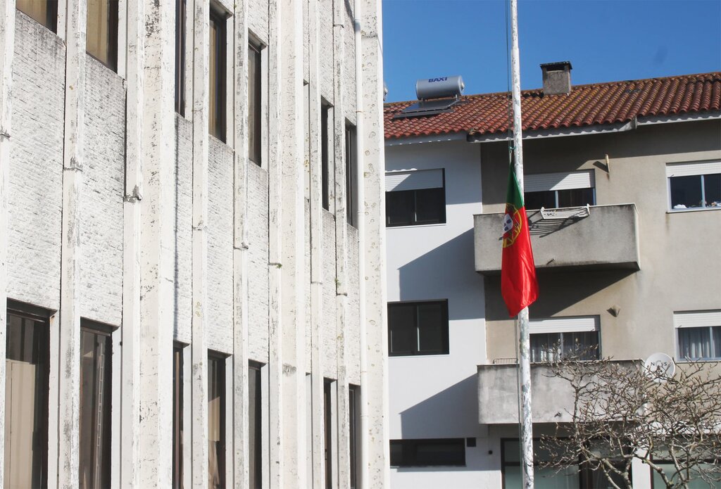 DIA DE LUTO NACIONAL - 4 DE JANEIRO DE 2021