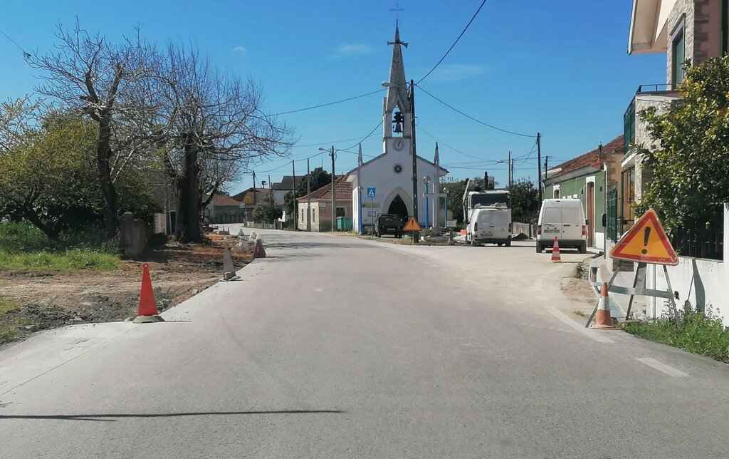 Requalificação do Largo da Capela de Samel