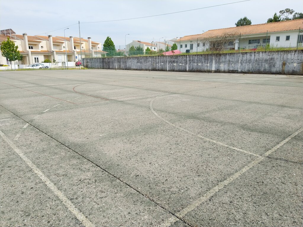 Requalificação de espaços desportivos da Moita