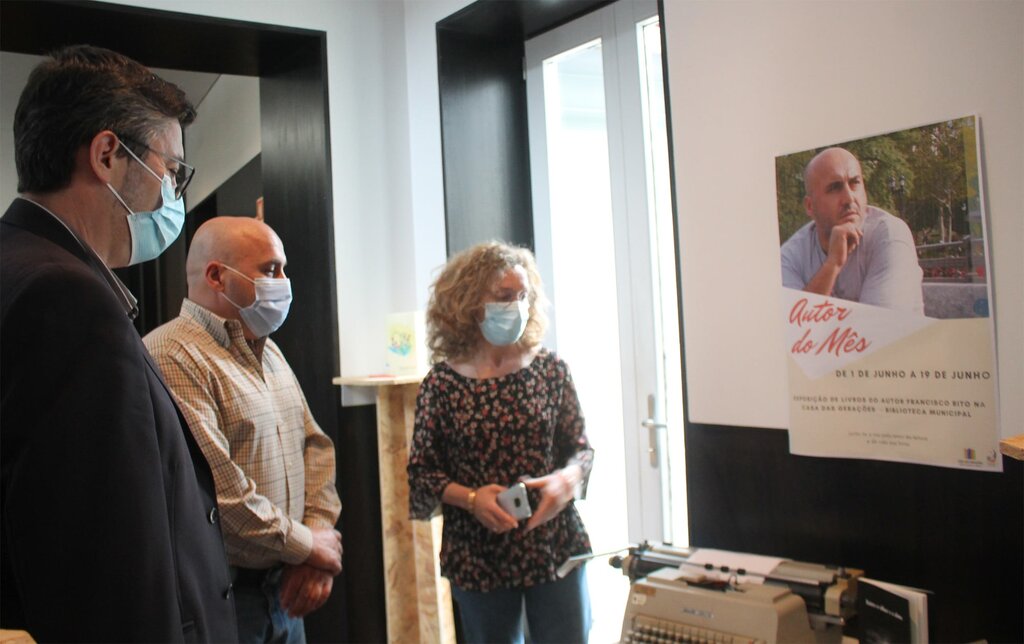 FRANCISCO RITO É O "AUTOR DO MÊS" NA CASA DAS GERAÇÕES