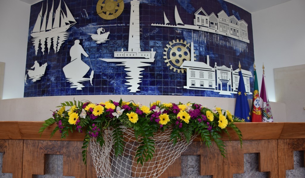 Câmara Municipal homenageia personalidades de 2020 e 2021 e apresenta dois projetos comunitários