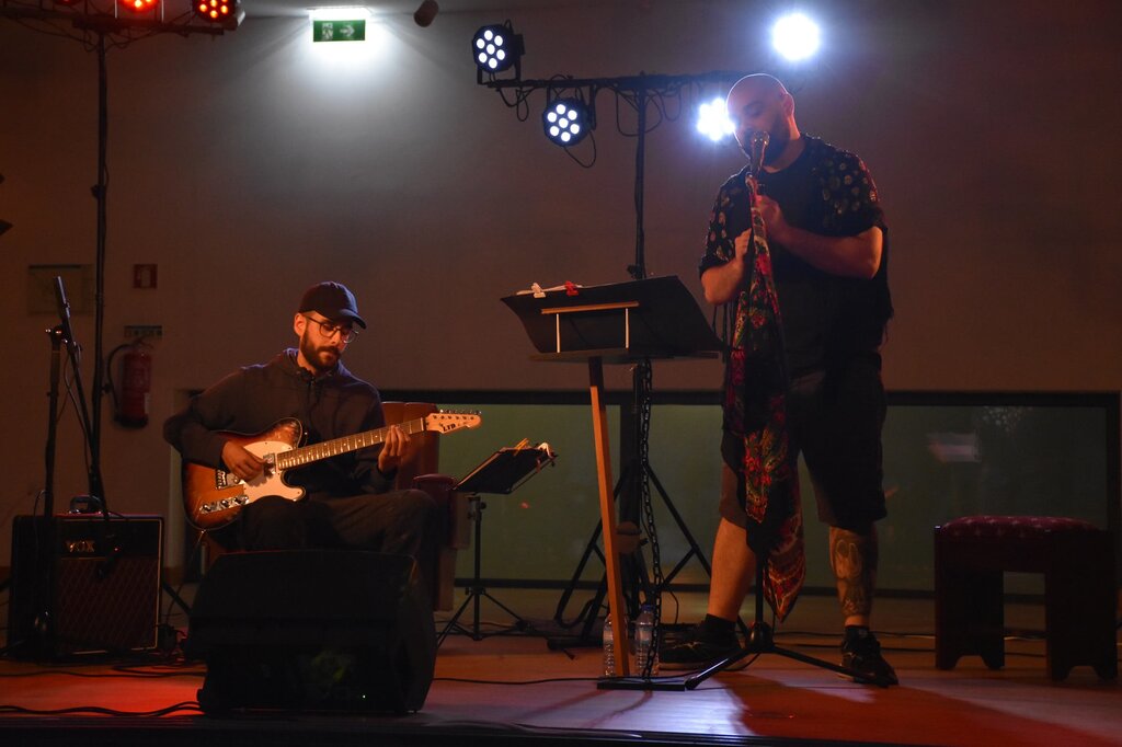  O HOMEM DO XAILE ABRIU O CICLO "QUINTAS DAS ARTES"