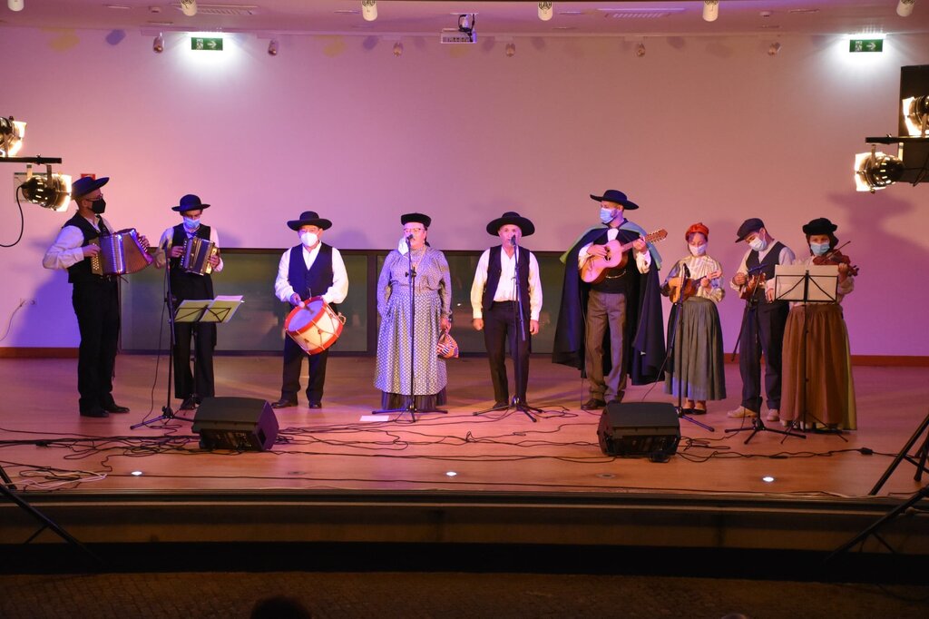 RANCHO FOLCÓRICO "OS CAMPONESES DA BEIRA-RIA" APRESENTOU-SE NA OFICINA DE ARTES