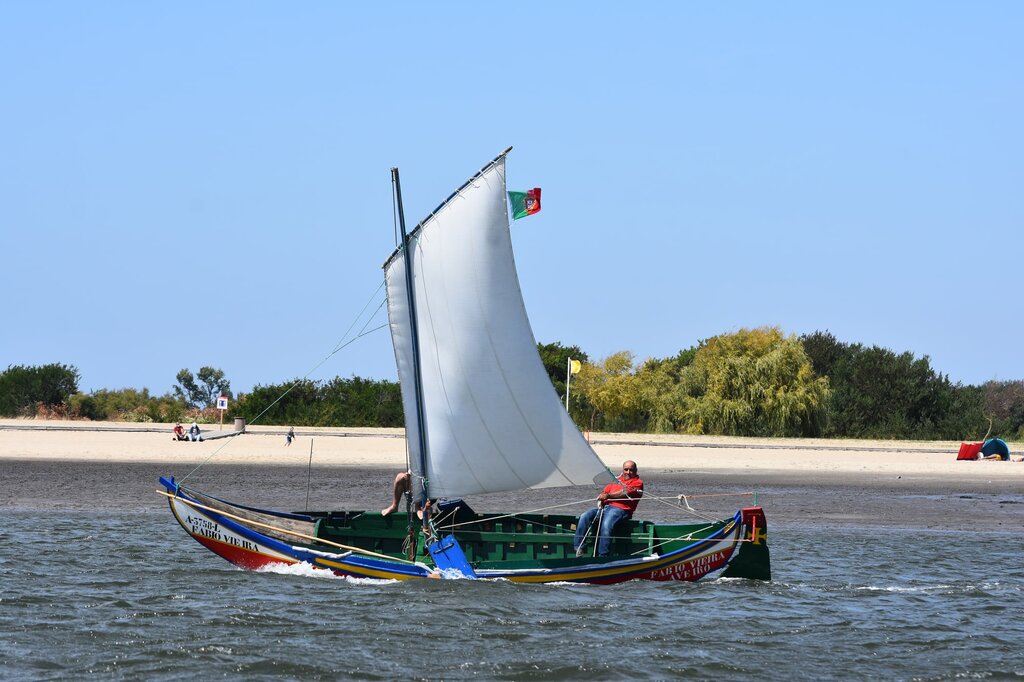  JORGE VIEIRA E RUI OLIVEIRA FORAM OS GRANDES VENCEDORES DA CORRIDA DE BATEIRAS À VELA DA FESTA D...