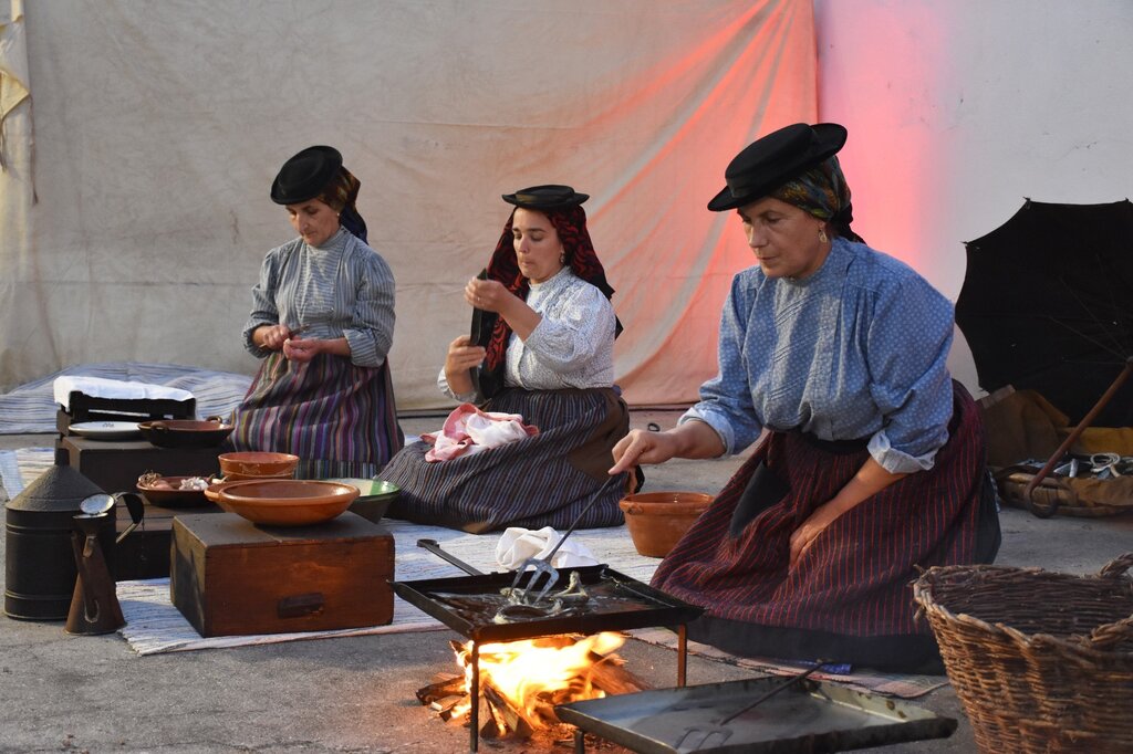 VISITAS ENCENADAS E PERFORMATIVAS NA COMUR-MUSEU MUNCIPAL