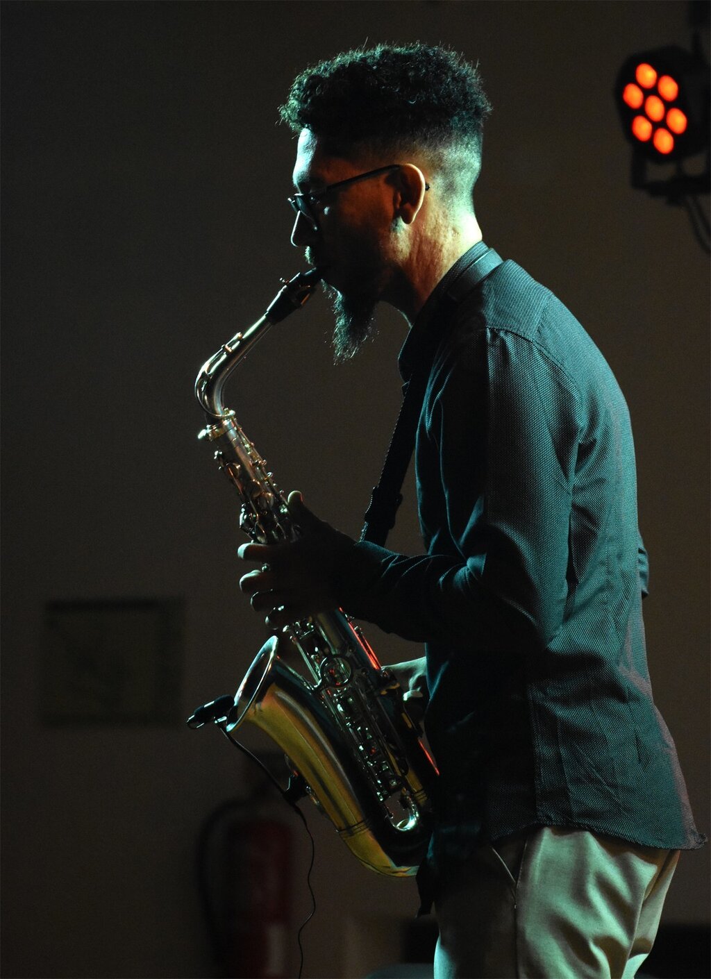 ANDRÉ MARTINS APRESENTOU-SE NA OFICINA DE ARTES