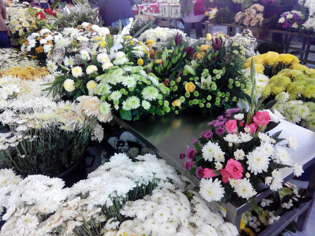 Mercado das Flores realiza-se domingo