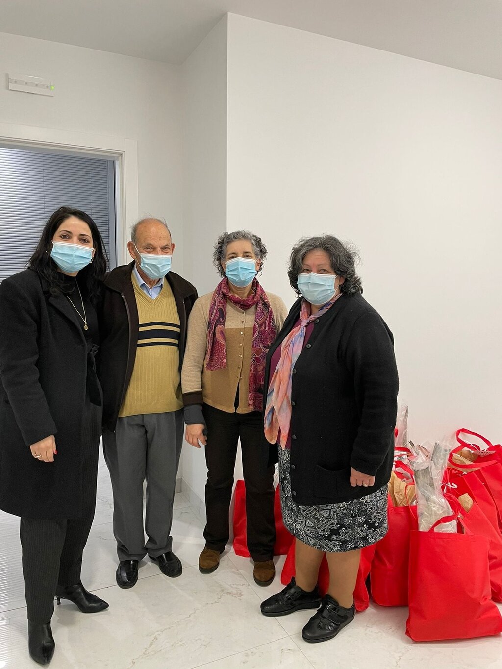 Cabaz de Natal entregue a cerca de 190 famílias