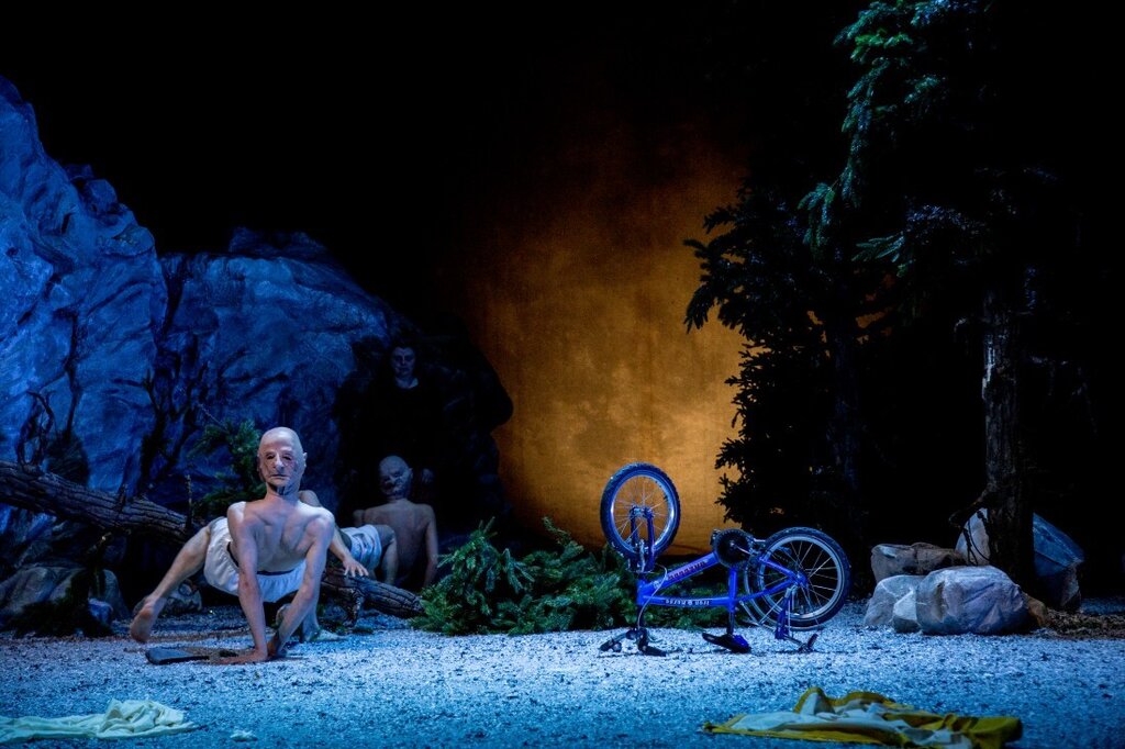 COMPANHIA BELGA “PEEPING TOM” ESTREIA ESPETÁCULO NO TEATRO AVEIRENSE