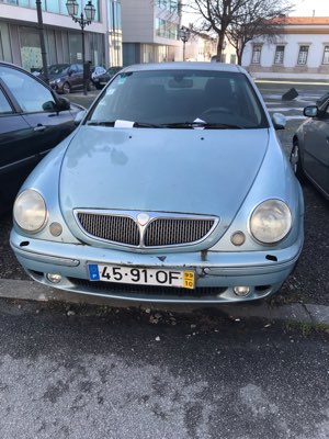 DESMANTELAMENTO DE VEÍCULOS ABANDONADOS NA VIA PÚBLICA 