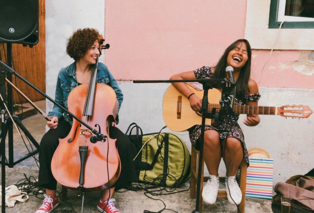 DUO EU&ELA APRESENTA-SE NA COMUR-MUSEU MUNICIPAL