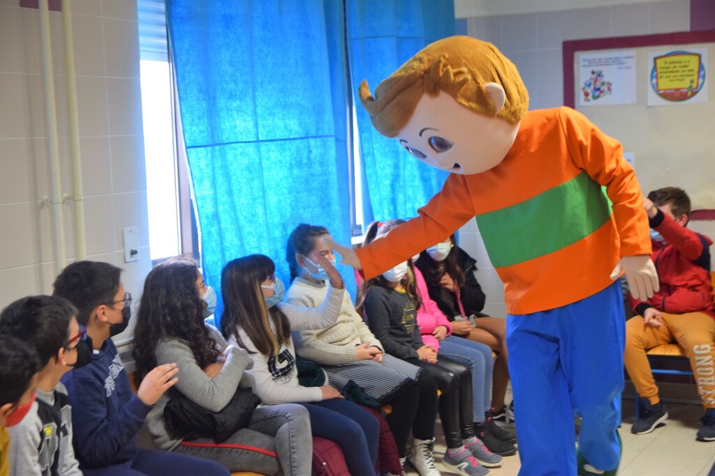 Mascote Gaspar motiva alunos do 1.º Ciclo para o empreendedorismo