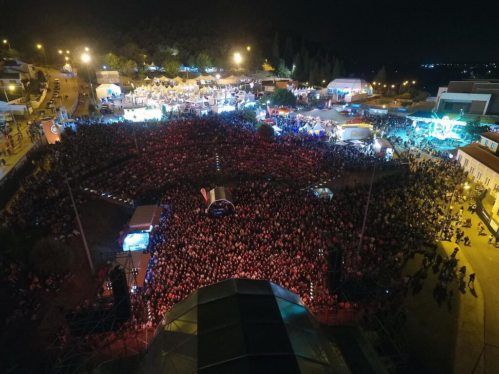 Cartaz da Feira da Vinha e do Vinho 2022