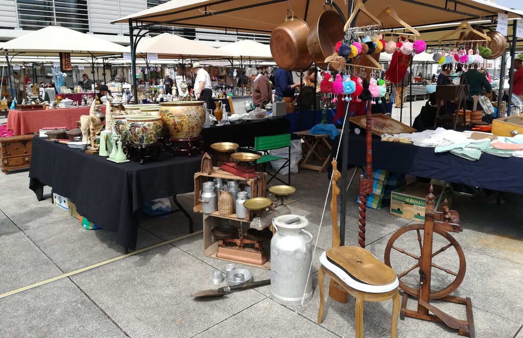 Feira de Artesanato e Velharias a 1 de maio