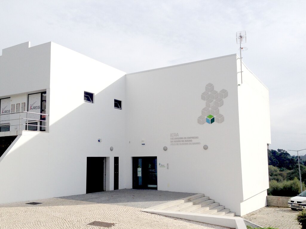 INCUBADORA DE EMPRESAS DE OLIVEIRA DO BAIRRO COM ATENDIMENTO DA ACIB