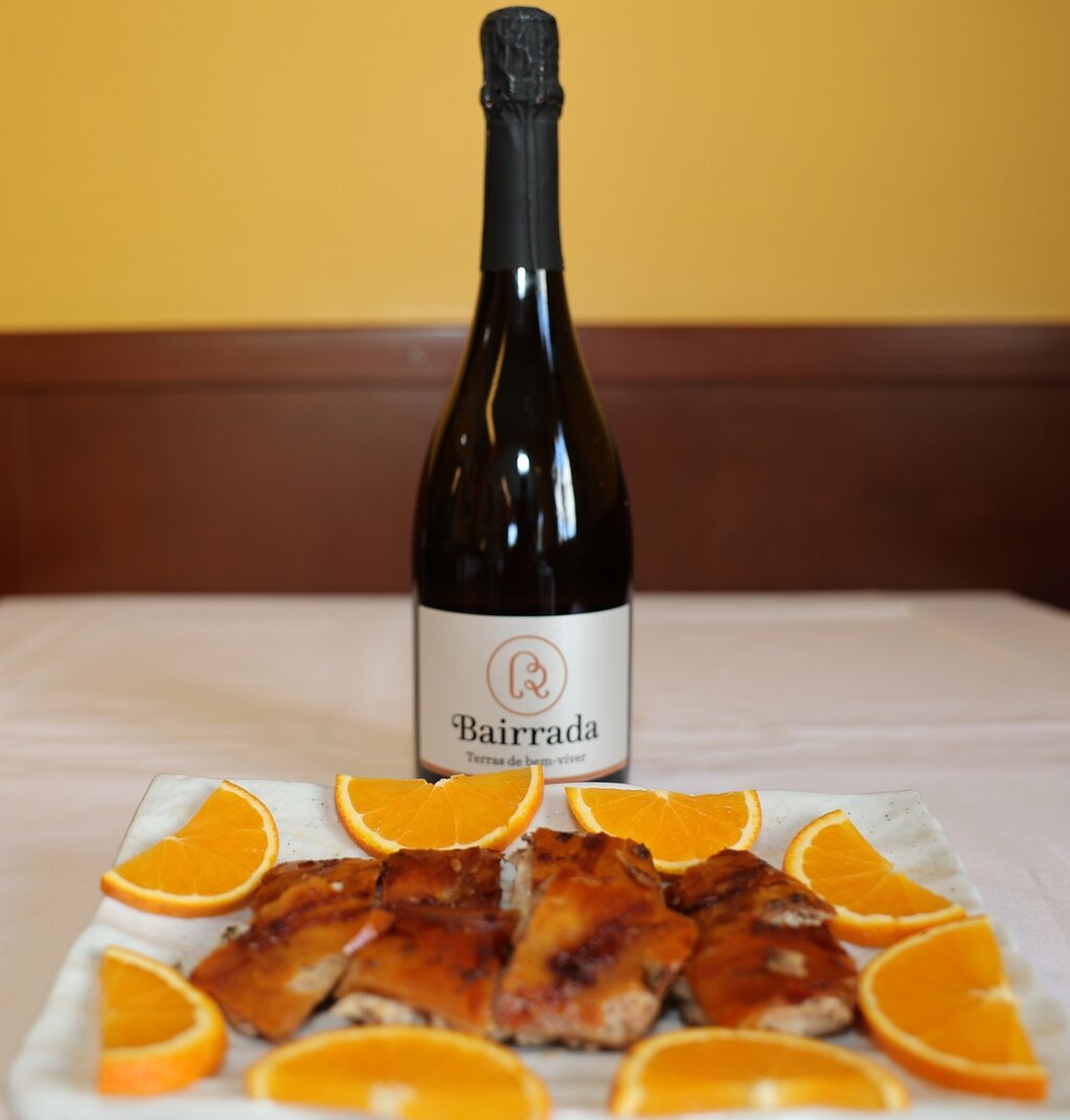 Festa do leitão e do espumante na Curia