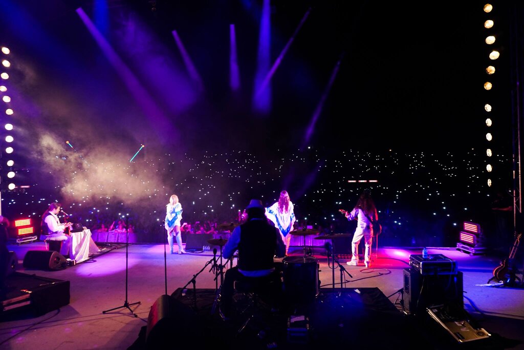 ABBA MIA PRESTAM TRIBUTO AOS ABBA NA TORREIRA