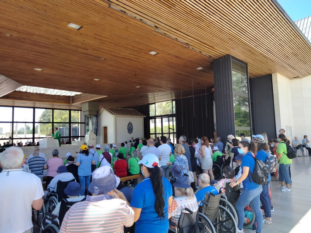 Utentes das IPSS visitam Santuário de Fátima